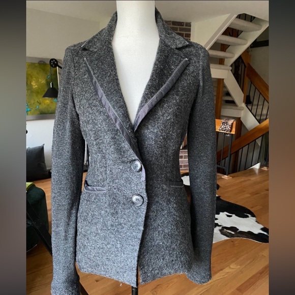 La Fée Maraboutée , Parisian Design house 🇫🇷Fabulously unique Grey Blazer 💕🩷 - Picture 15 of 16